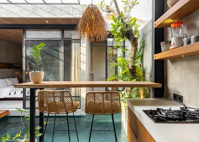 10 Mins To - Brand New 1 Bd W/pool + Netflix Villa *